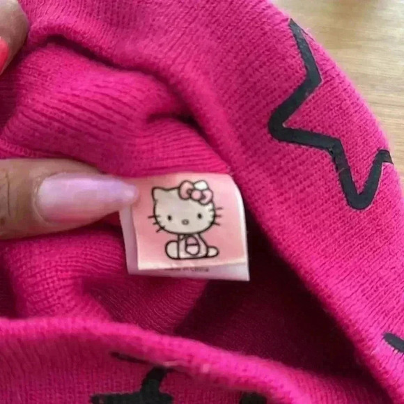 Kids Hello Kitty Hot Pink Bennie Hat - Picture 3 of 3